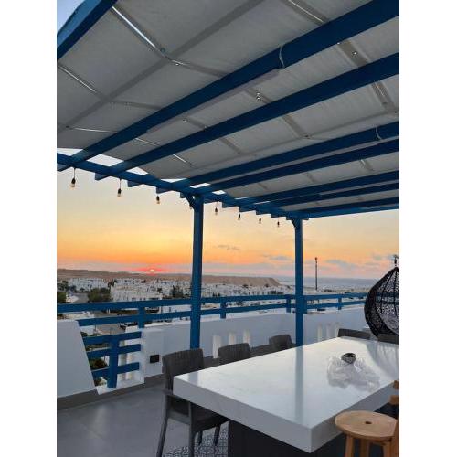 Spacious 3BR Apartment w Rooftop Terrace Jacuzzi