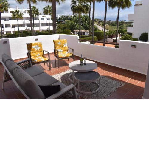 Spacious apartement with large terraces Lunymar Golf, Estepona