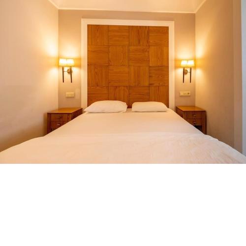 Spacious Apartment, 1-min to Taksim Square