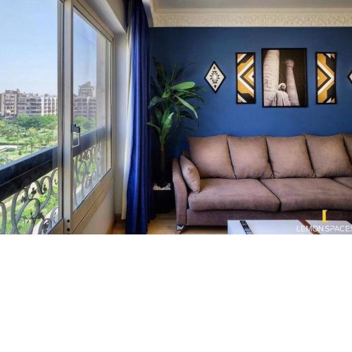 Spacious Apartment with Stunning View, Close to Airport