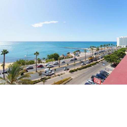 Spacious Beachfront Flat with Sea Views and Private Indoor Parking