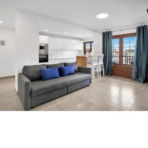Spacious holiday home in Candelaria with terrace
