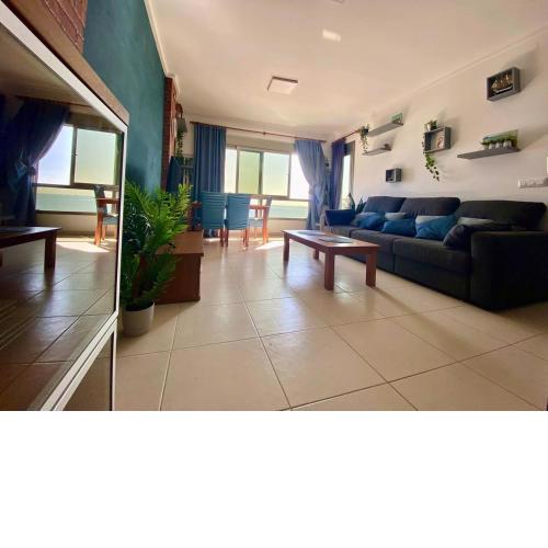 Spacious home in Euromarina with sea view