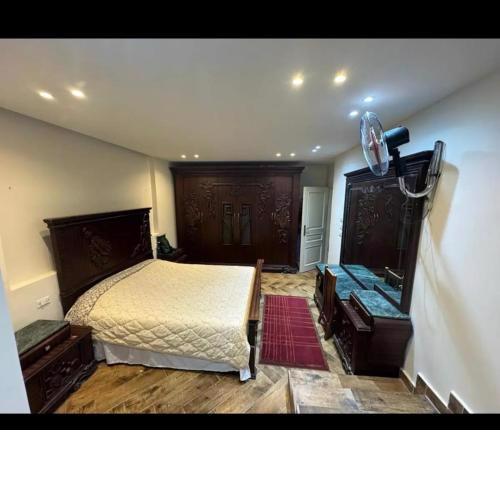 Spacious Master room in newly innovated apt