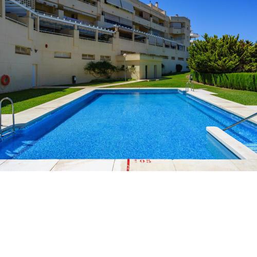 Spacious penthouse with Jacuzzi Ref 12