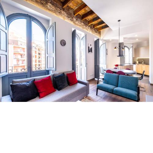Spacious Penthouse with Massive Terrace