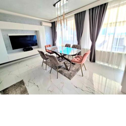Spacious Prestige Penthouse