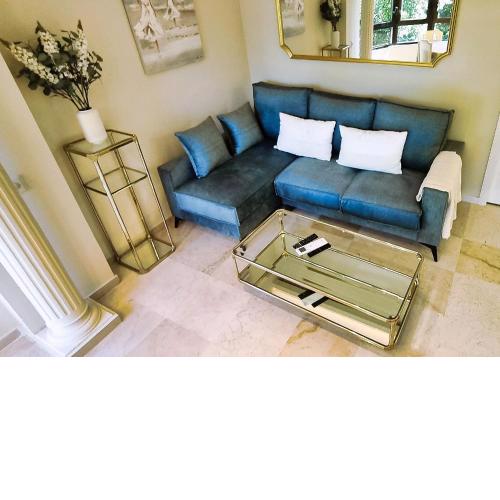 Spacious Renovated 1-Bedroom Apartment in Marbella Center with Free Parking