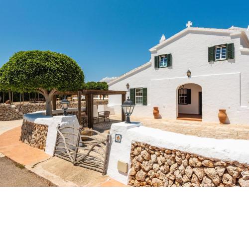 Spacious rural house in Alaior with private swimming pool