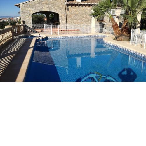 Spacious villa with large private pool and incredible views