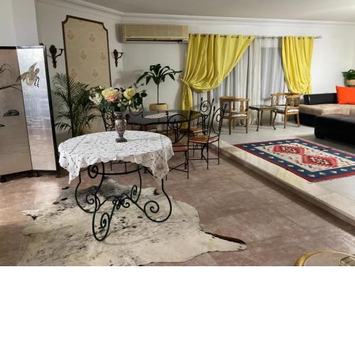 spacious welcoming 2Bed apartment