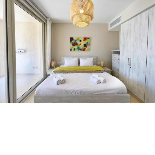 Sparky & Summery 2 BDR Mangroovy Free Beach & Pool Access