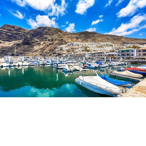 Spectacular views first line 2 bedrooms apartment