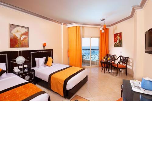 Sphinx Aqua Park Beach Resort