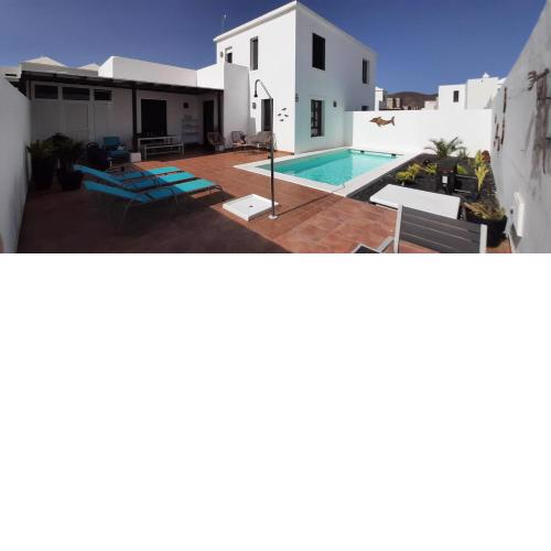 Splendid Casa Papagayo, heated pool, roofterrace with views and Wifi