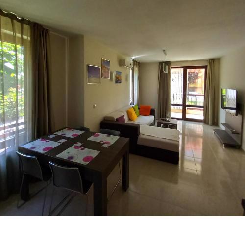 Star Dreams Apartment with Glass Veranda