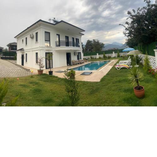 Star House