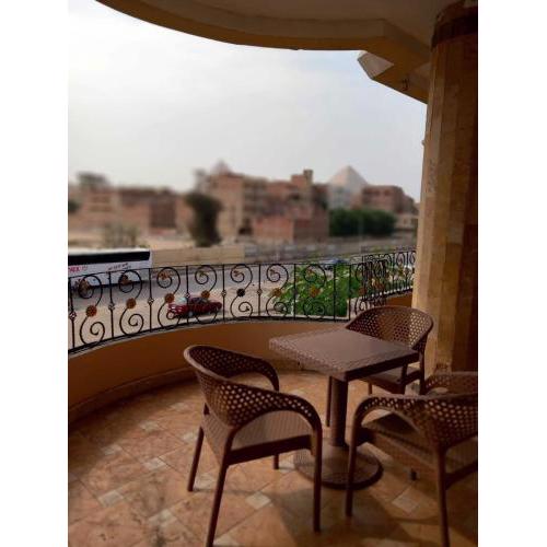 Star pyramids view inn