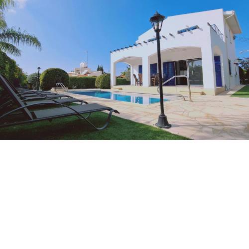 STAY Calypso Villa