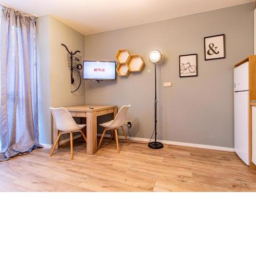 Stay & Explore Sofia - Central Studio