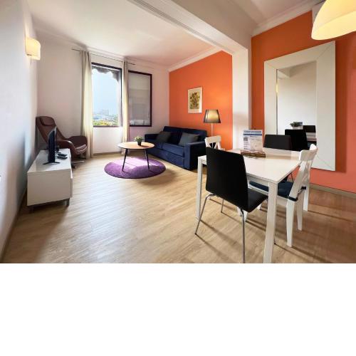Stay U-nique Apartments Colom