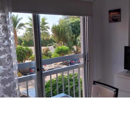 Stelia's Seagate Studio Apt.