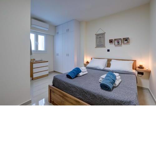 Steps from the Sea, Downtown, Balcony - Prokymea 75