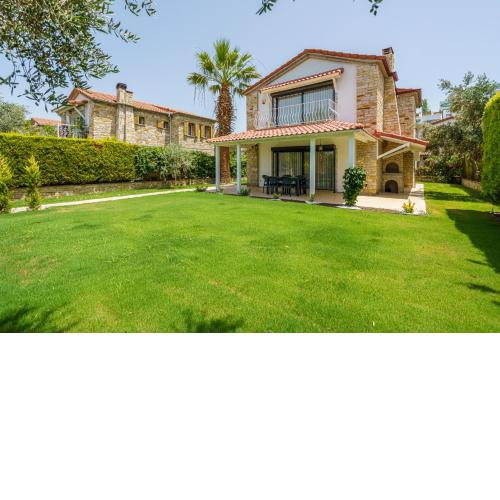 Stone Villa Near Long Beach & Kusadasi Shopping Mall