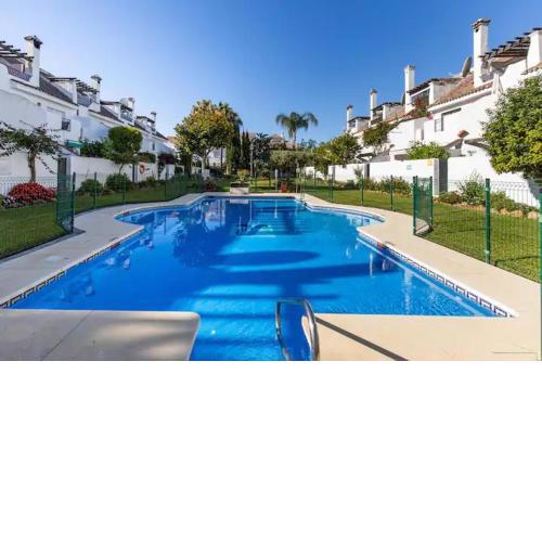 STUDIO -PATIO ANDALUZ-