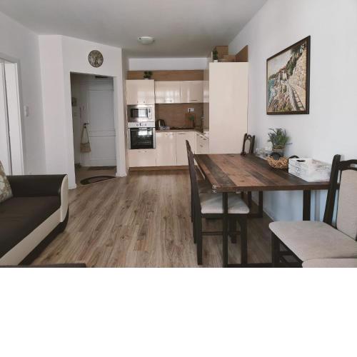 Studio Aivasovskij Park - meters away from beach