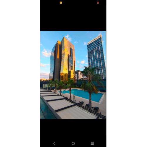 studio apt with Incredible view of the sea near metro station