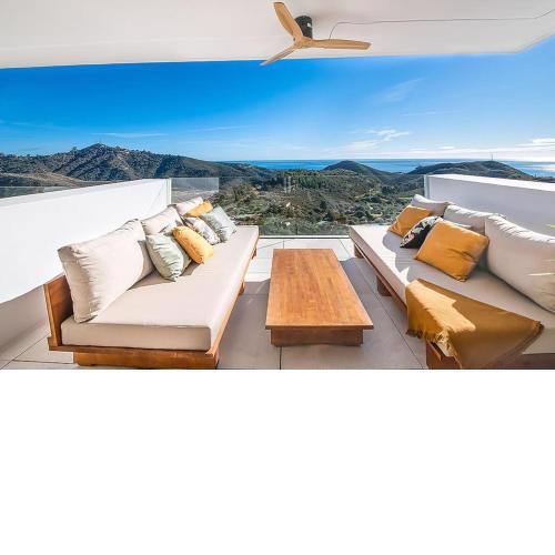 Stunning 2 bed apartment in Palo Alto Marbella