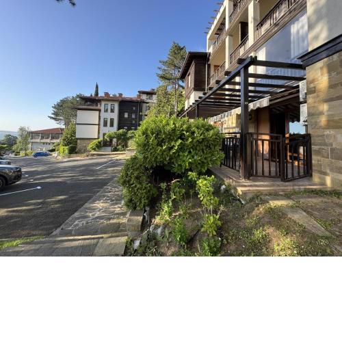 Stunning 2-Bed Apartment in Sozopol