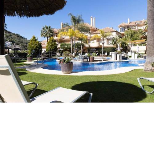 Stunning 2 Bedroom Apartment in Aloha Hill Club