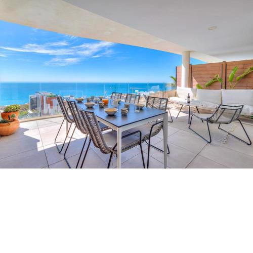Stunning 2 bedroom apartment.