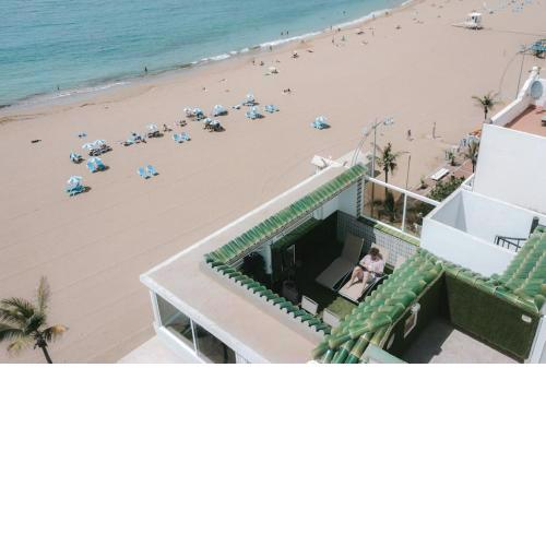 Stunning 3-Floor Penthouse at Las Canteras Beach