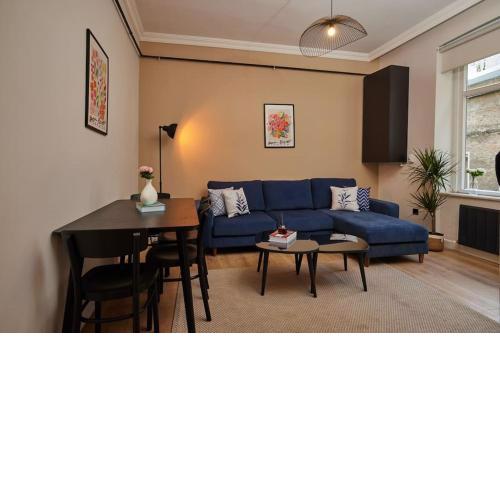 Stunning 3BR 2Bath AC in Center