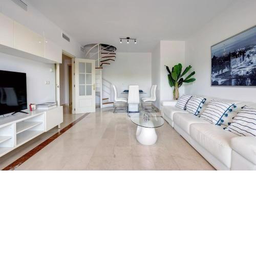 Stunning Duplex 5 minutes from Puerto Banús