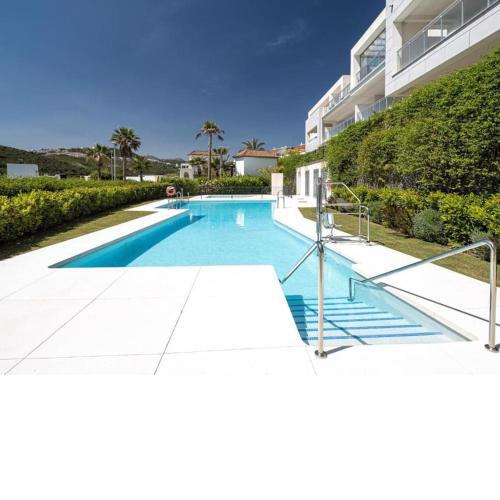 Stunning Golf Views Apartment near Finca Cortesin