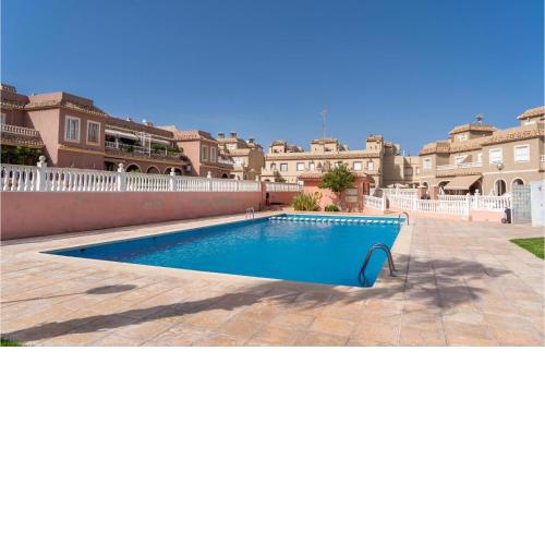 Stunning Home In Gran Alacant With Wifi, 2 Bedrooms And Swimming Pool