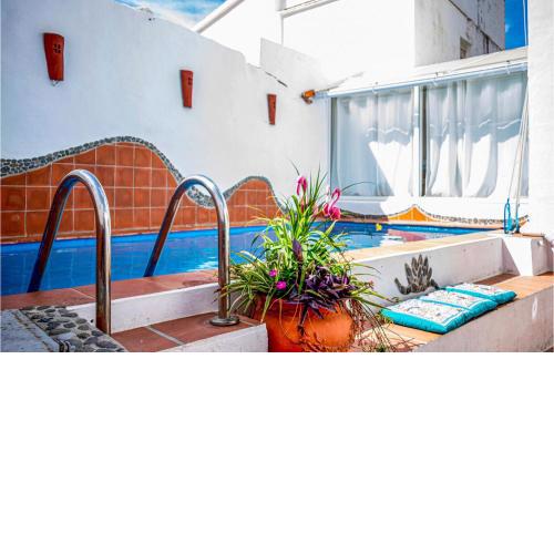 Stunning Home In Sayalonga