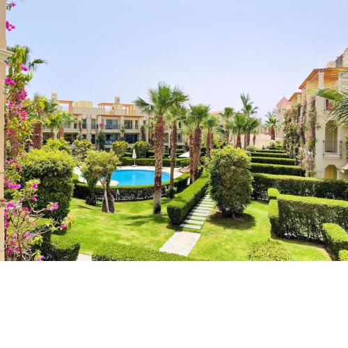 Stunning Pool View 1bed Private Beach Clubs, Veranda Sahl Hasheesh