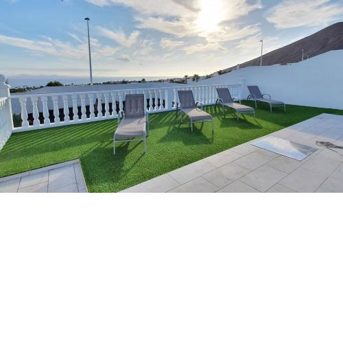 Stunning sea view villa with 6 bedrooms & heated pool - Villa Renaissance