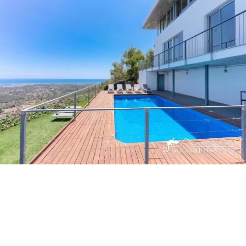 Stunning views to sea from Modern Villa El Mirador near Sitges