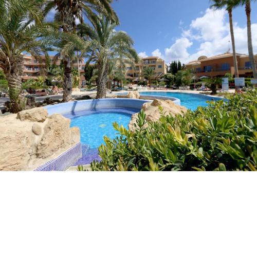 Stylish 1 bedroom apartment in Limnaria Gardens