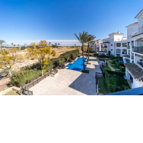 Stylish and modern 2 bed apartment - AA4322LT
