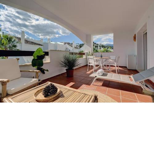 Stylish apartment in Aloha Royal