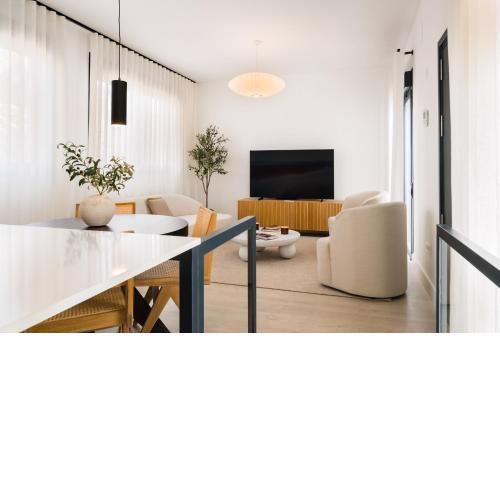 Stylish Designer Duplex-3Beds 2Baths-Puerta Carmona Centro