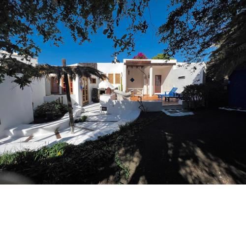 Stylish house in a real Finca with private garden