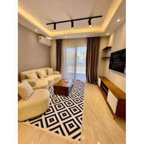 Stylish Luxury 2BR Apt@Madinty+Patio (Super Comfy)